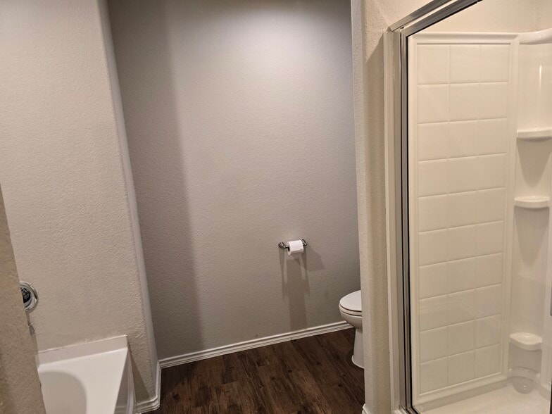 Building Photo - 5407 Dovetail Arbor Trce