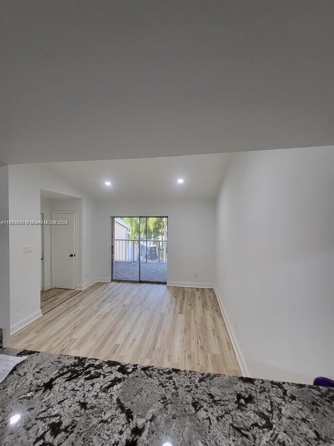 Building Photo - 15290 SW 106th Ln