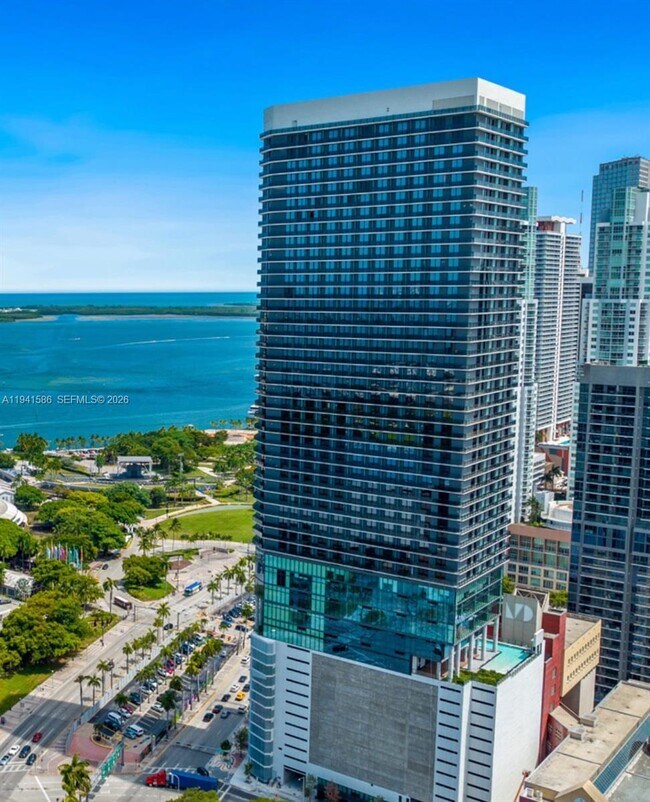 Building Photo - 398 NE 5th St