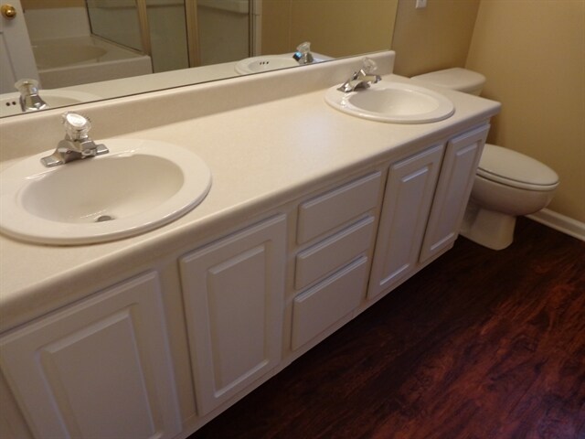 Building Photo - 263 Silver Brook Cir