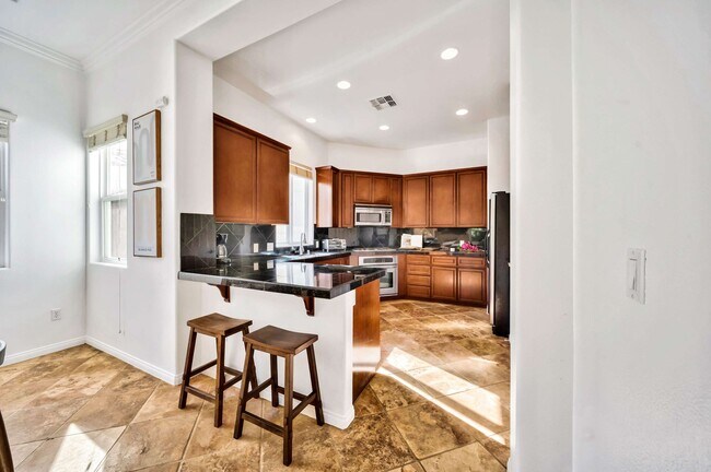 Building Photo - 57410 Via Vista