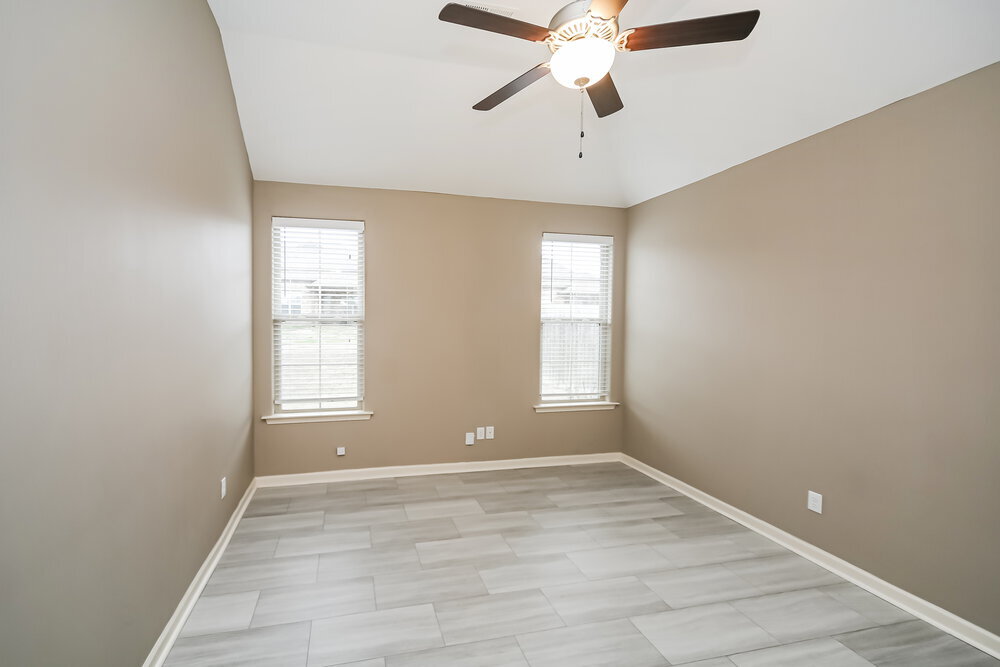 Building Photo - 155 Hidden Meadows Ln