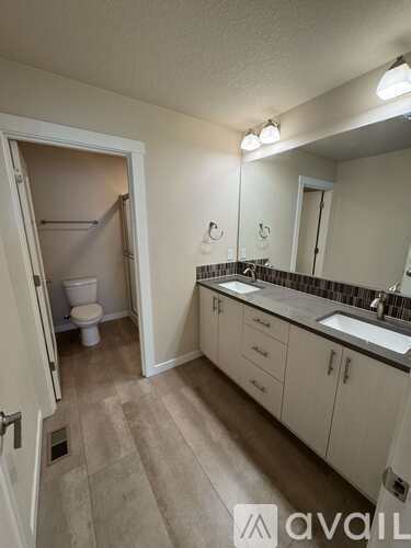 Building Photo - 87 SW Lancaster Ct