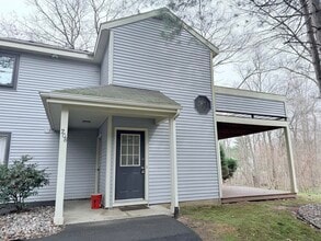 Building Photo - 208 Yorktown Dr