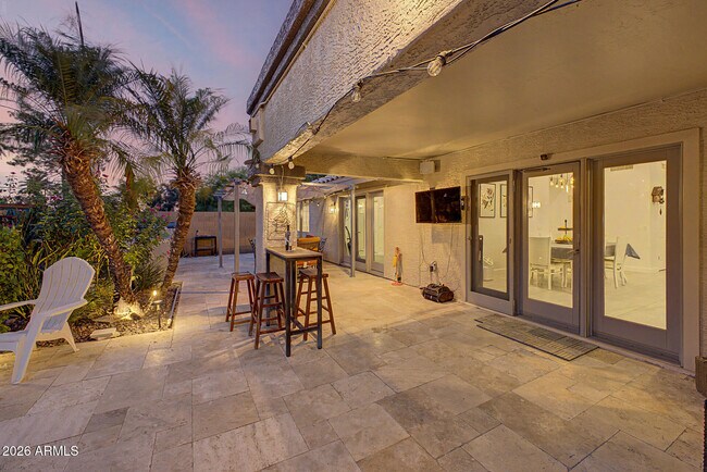 Building Photo - 3040 S Rosemary Dr