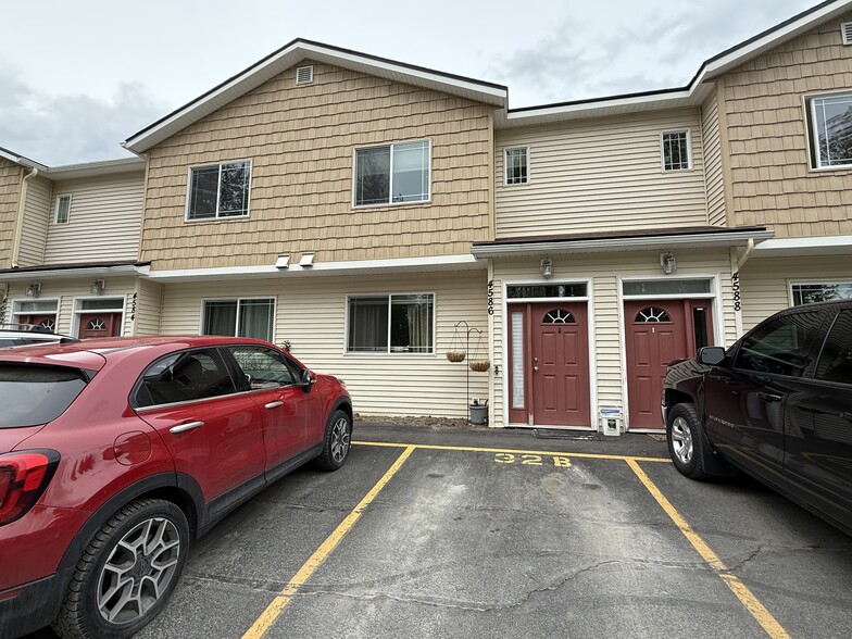 Front of Building 01 - 4586 Campbell Park Loop