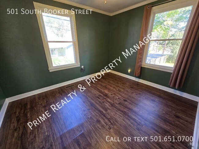 Building Photo - 501 S Booker St