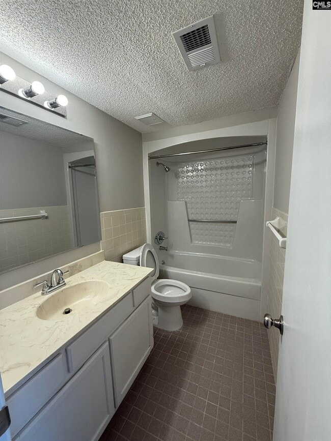 Building Photo - 2009 Greene St