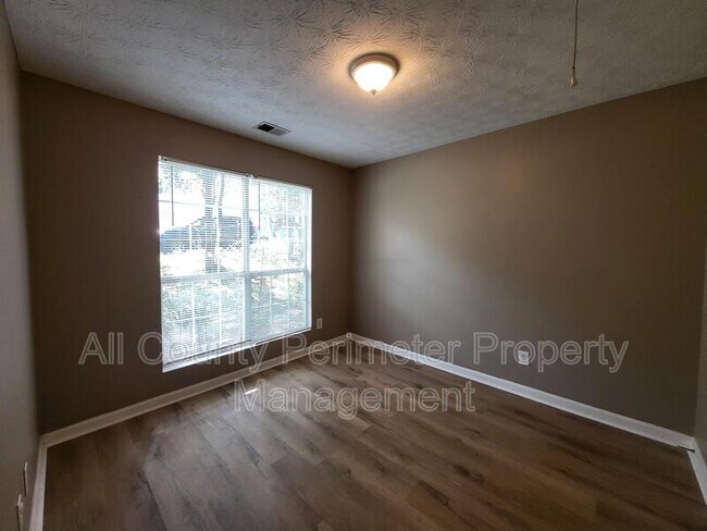 Building Photo - 3428 Homeward Trail