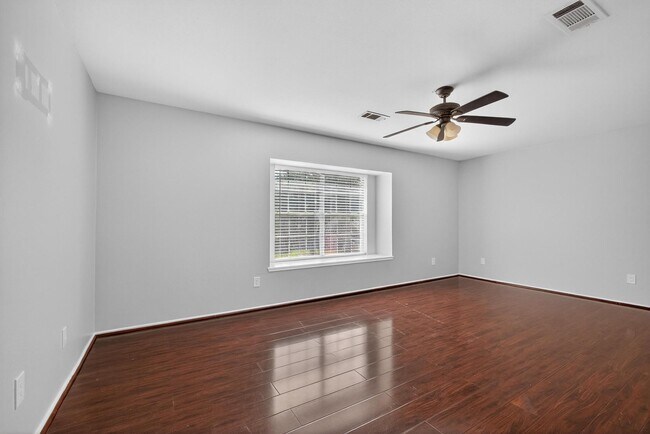 Building Photo - 2202 Laurel Branch Way