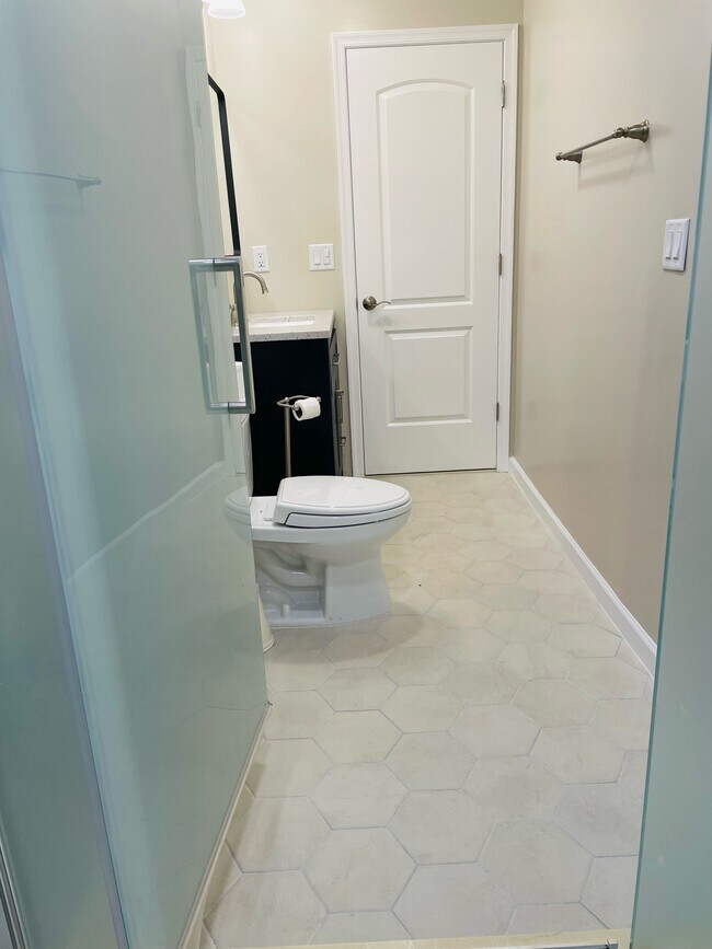 New shower room - 2216 Laurel Ridge Rd