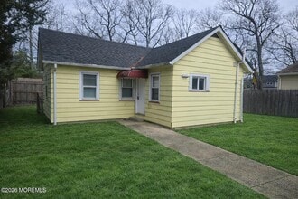 Building Photo - 683 Mantoloking Rd