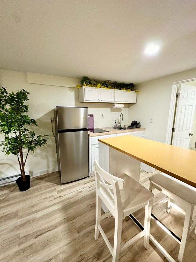 Building Photo - 6337 S Saint Lawrence Ave