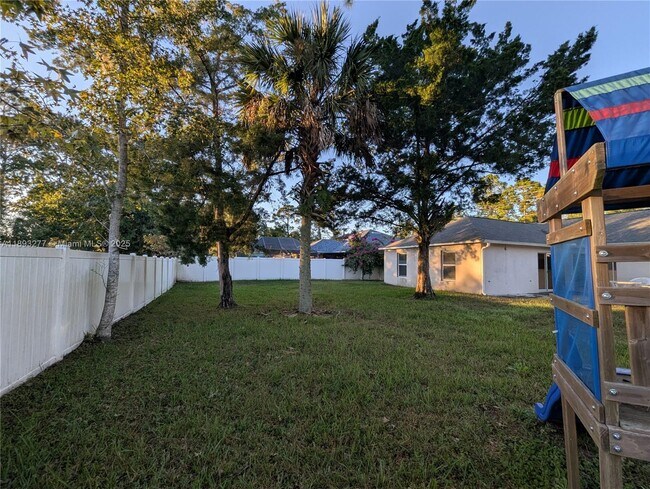 Building Photo - 78 Pine Grove Dr