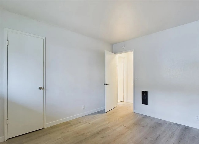 Building Photo - Discover a unique opportunity with this ce...