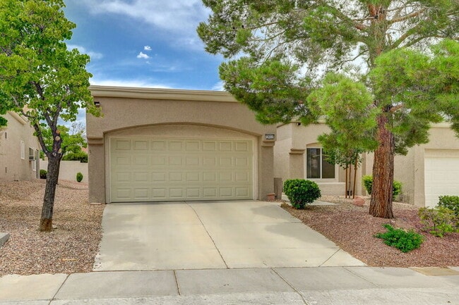 Building Photo - 2613 Breakers Creek Dr