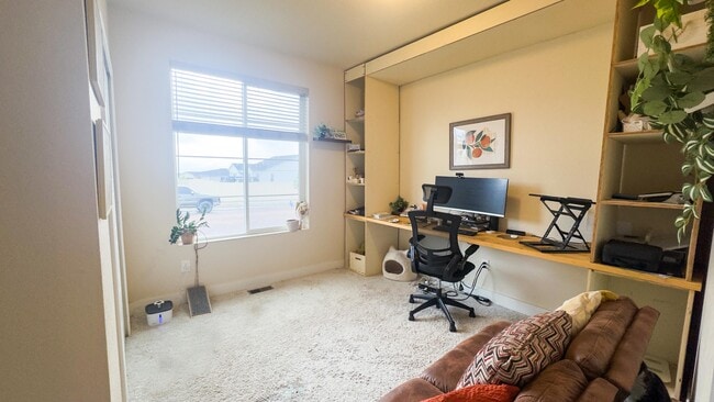 Building Photo - 12660 Enclave Scenic Dr