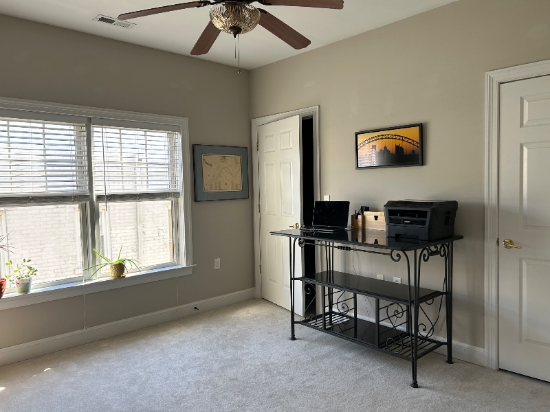 Building Photo - 810 W Princess Anne Rd