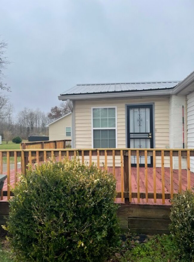 Building Photo - 1550 Old Dover Rd