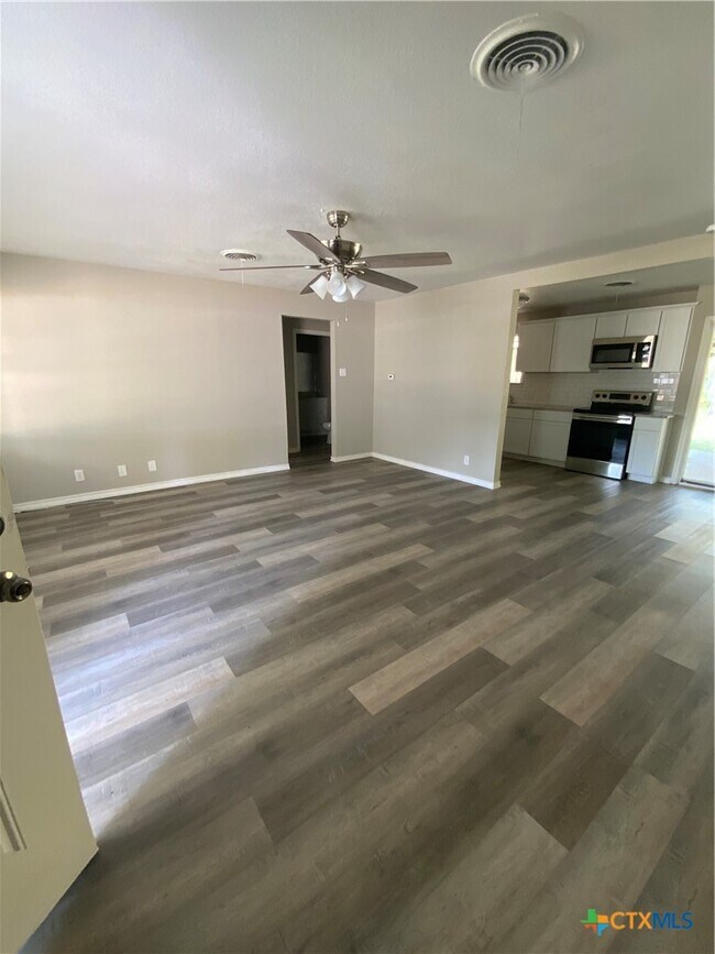 Building Photo - 2016 S 11th St