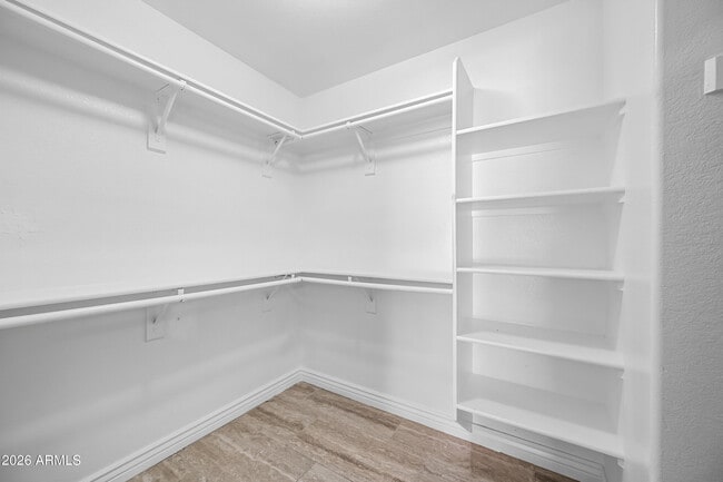 Building Photo - 10614 W Crimson Ln