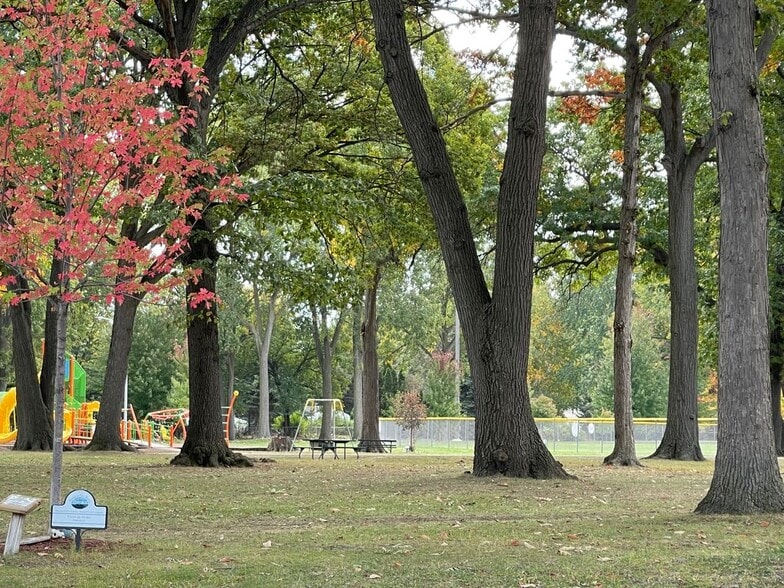 Building Photo - 1177 Connie