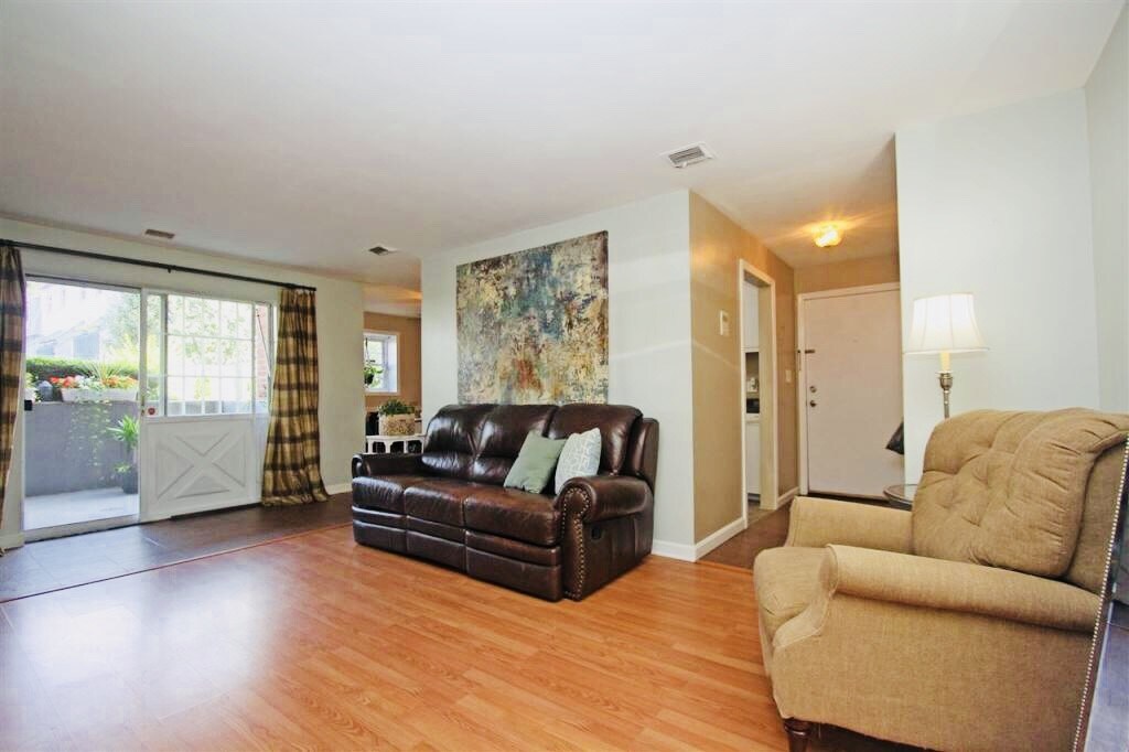 Living Room - 9 Louisburg Square