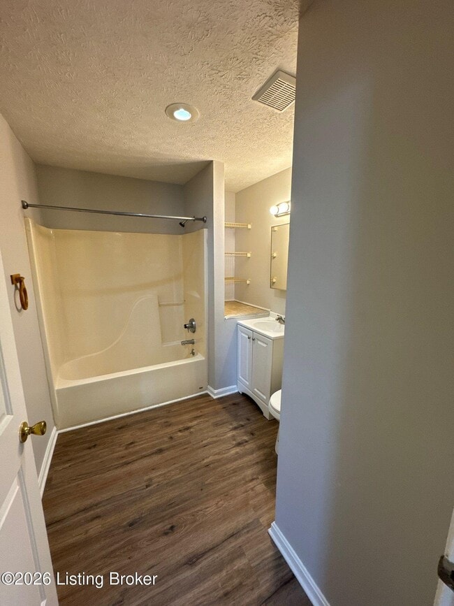 Building Photo - 4101 Blue Lick Ct