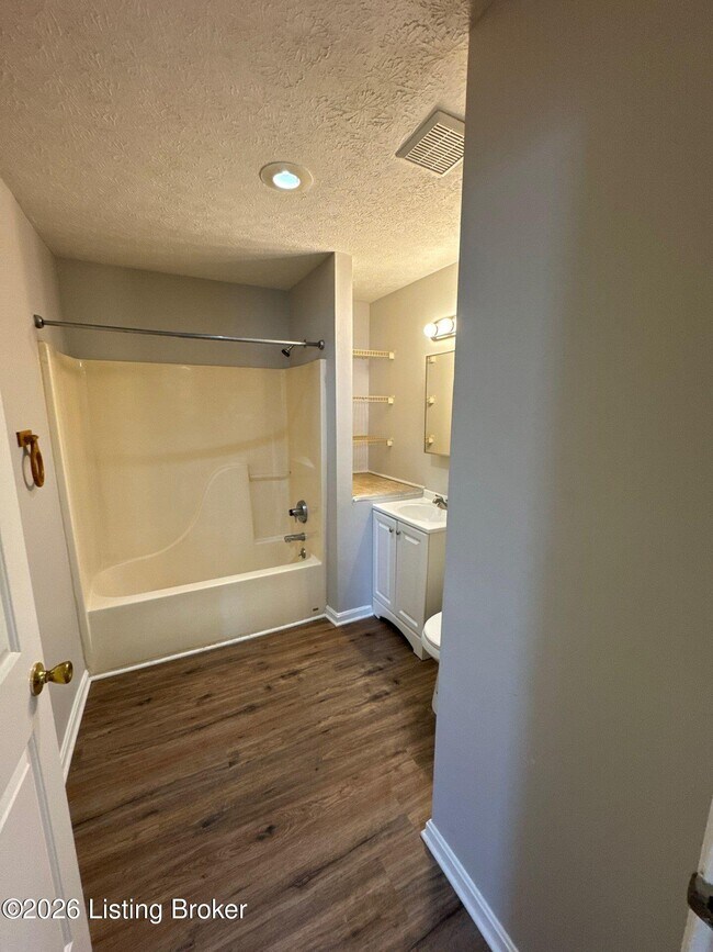 Building Photo - 4103 Blue Lick Ct