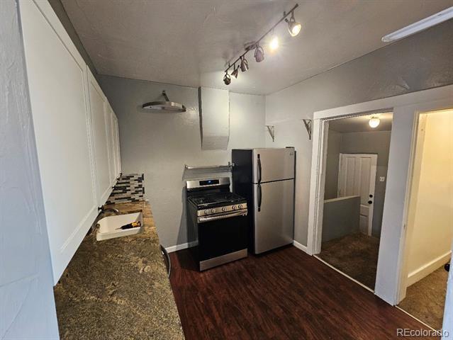 Building Photo - 1807 E 37th Ave