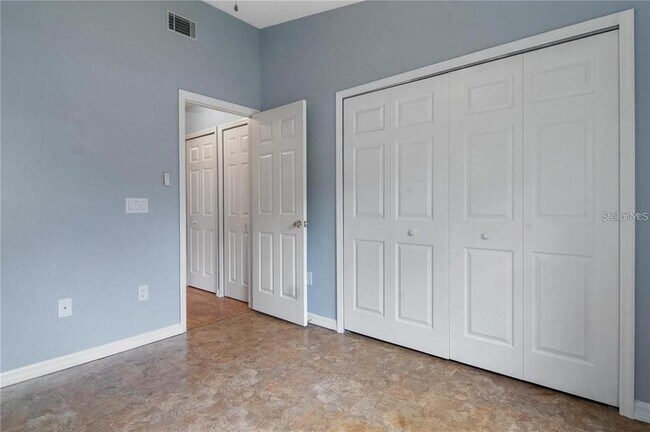 Building Photo - 431 NW 50th Blvd