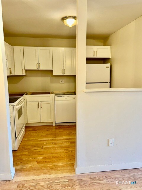 Building Photo - 2118 Cromwell Hills Dr