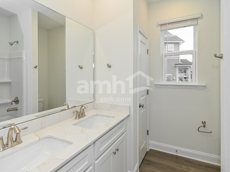 Building Photo - 96890 Blackrock Cv Wy