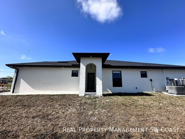 Building Photo - 5030 Bristo St