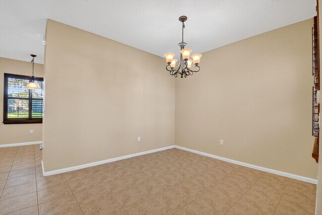 Building Photo - 7896 Picklewood Park Dr