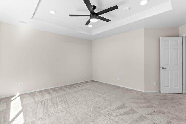 Building Photo - FOR RENT: CORNER LOT, Immaculate, lovely and spacious home - 5 bed, 3 bath + bonus room with 3-ca...