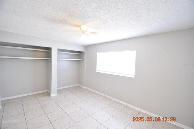 Building Photo - 8320 Oleander Ln