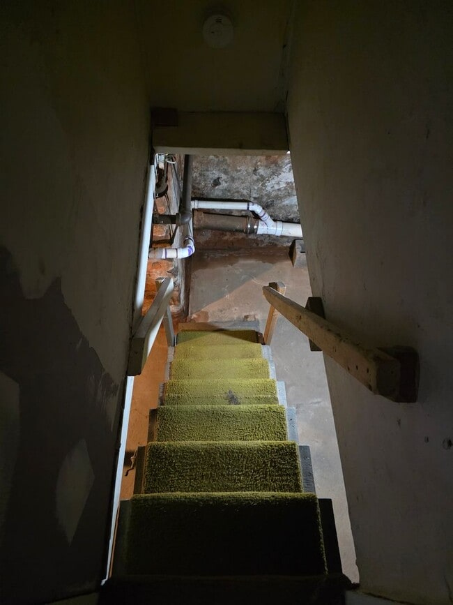 Building Photo - City of Wilmington Hedgeville Area