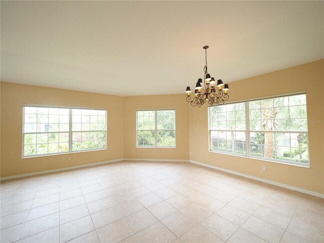 Building Photo - 408 Triano Cir