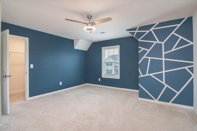 Building Photo - 6133 Whirlaway Rd