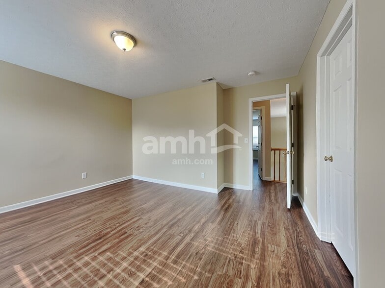 Building Photo - 5955 Furlong Way