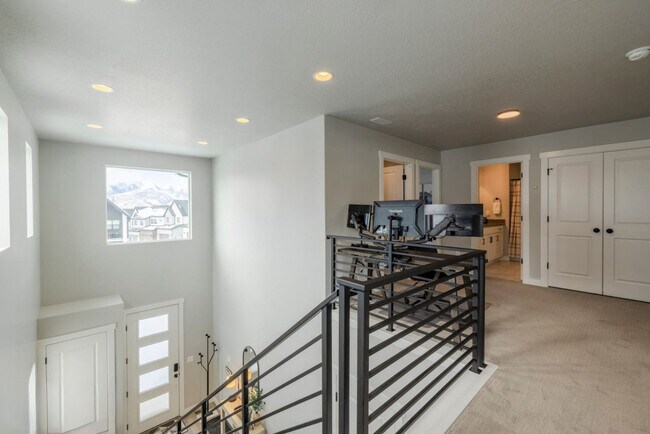 Building Photo - 1854 N High Uintas Ln