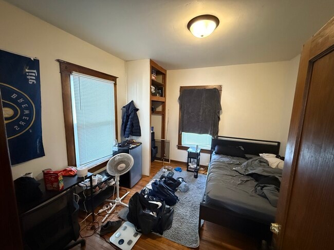 Building Photo - 511 2nd Ave