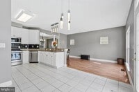 Building Photo - 16461 Kenneweg Ct