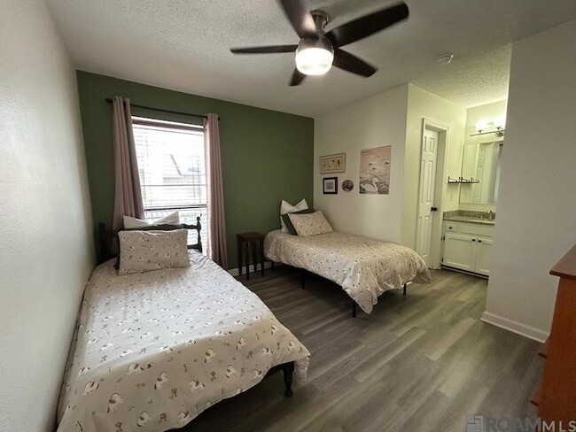 Building Photo - 929 Ridgepoint Ct