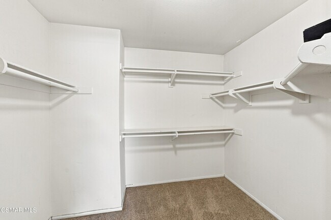 Building Photo - 556 Myrtle Ct