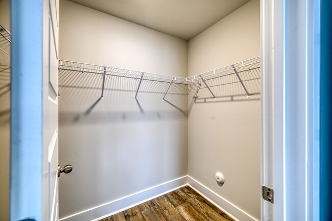 Building Photo - 111 S Grassland Rd