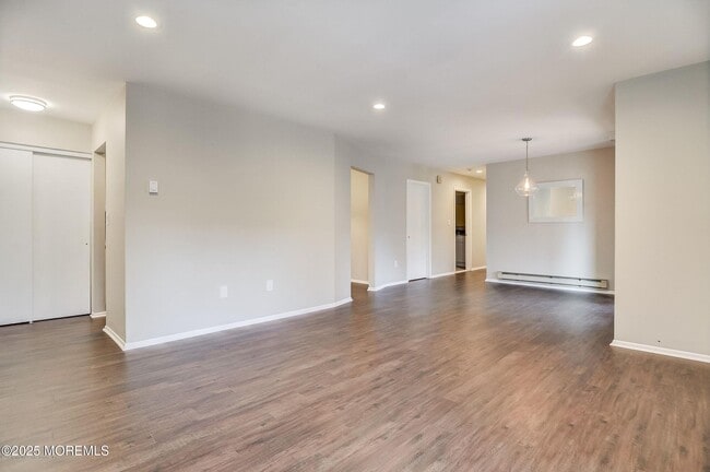 Building Photo - 97 Arrowood Rd