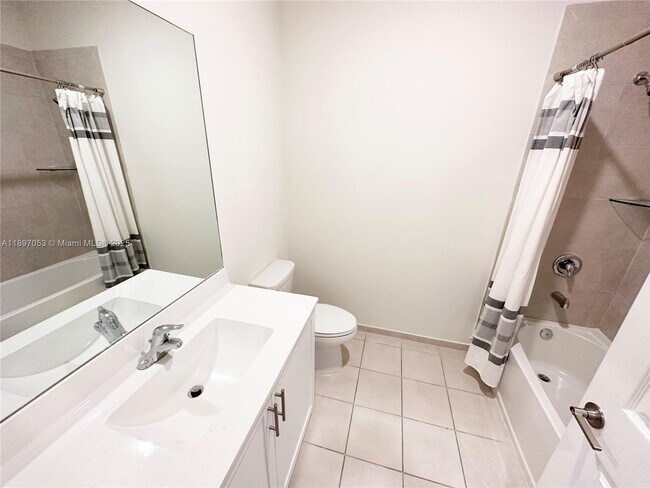 Building Photo - 132 SW 185th Way