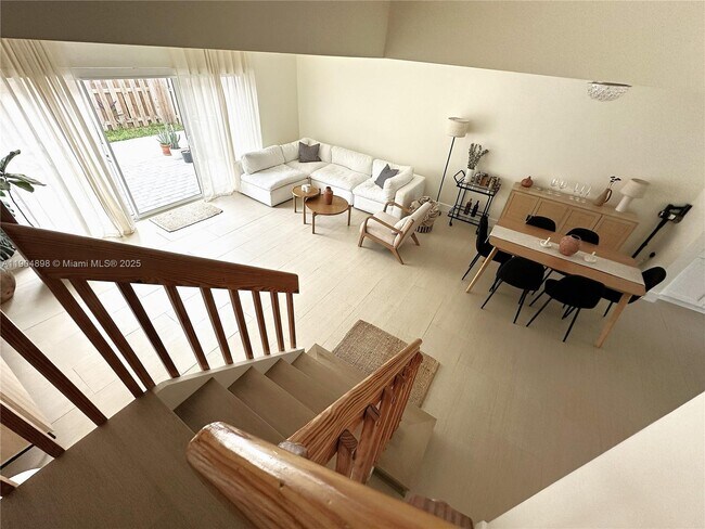 Building Photo - 14305 SW 57th Ln